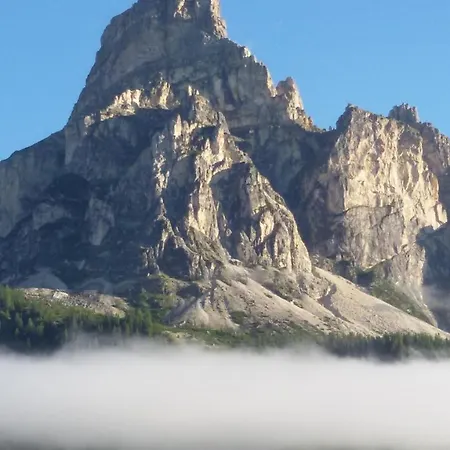 Garni La Vara Bed & Breakfast Corvara