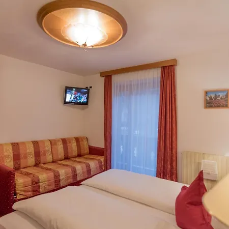 Garni La Vara Bed & Breakfast Corvara In Badia